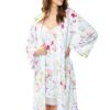 Peniuar Flores Mewa – druk w kwiaty