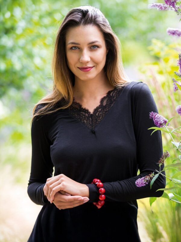 Koronkowa bluzka modal & wełna merino – 3 sploty Key – czarna