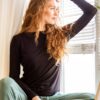 Bluzka z dekoltem w łódkę modal & wełna merino – 3 sploty Key – czarny